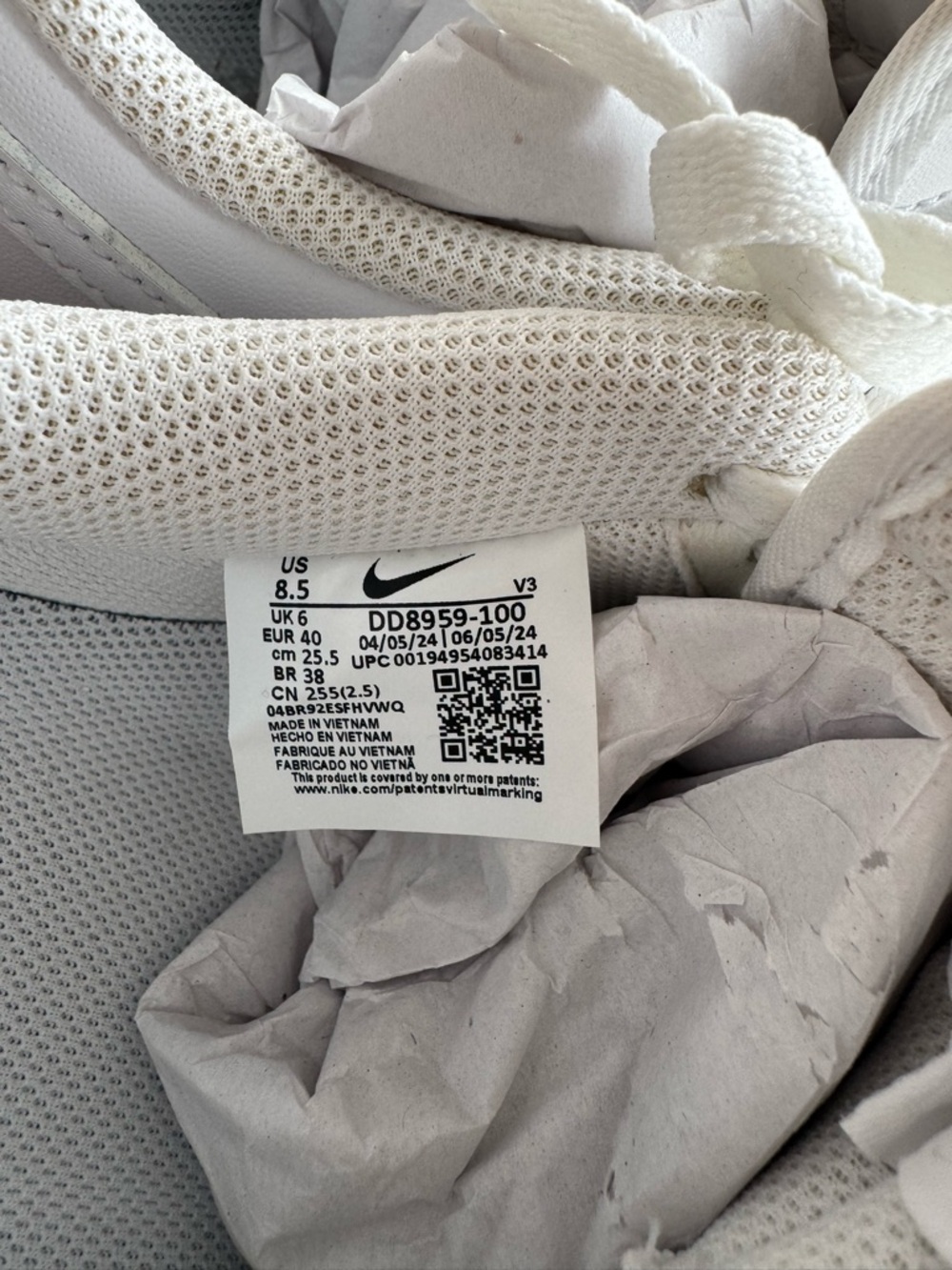 Worn Once! Woman 8.5 Nike AIR Force 1-  WORN ONCE - Picture 6 of 11